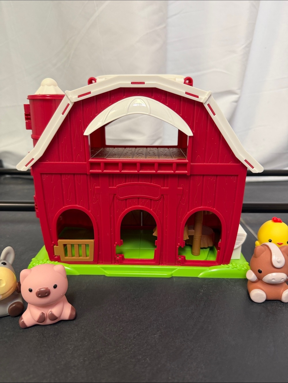 Toddler Barn Farm Animals Playset Toys 9 accessories - Picture 4 of 6
